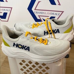Hoka Arahi 8 Men’s size 11